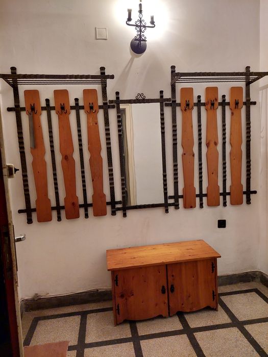 Комплект за антре от ковано желязо и дърво