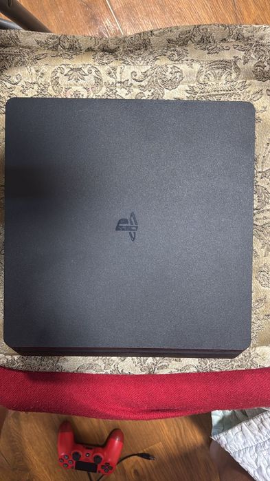Playstation 4 slim