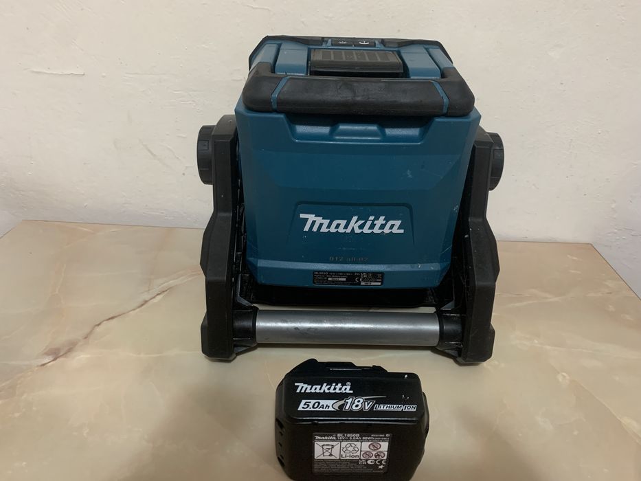 Makita ML003G proiector