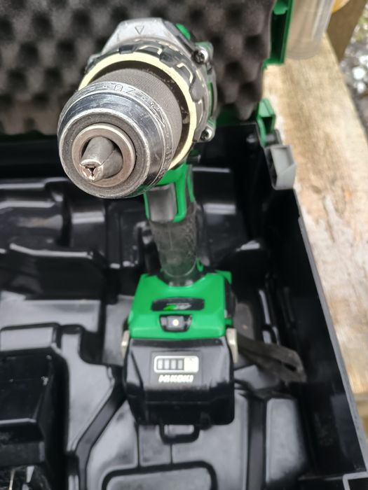 Filetanta hikoki dv36da , baterie 5 ah,cutie,incarcator