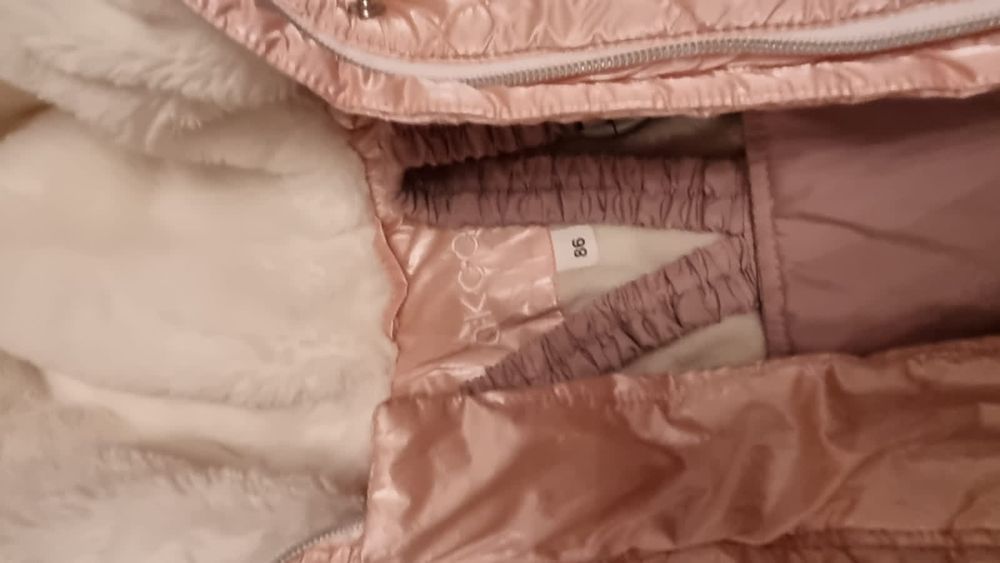 Куртка с комбинезоном на девочку