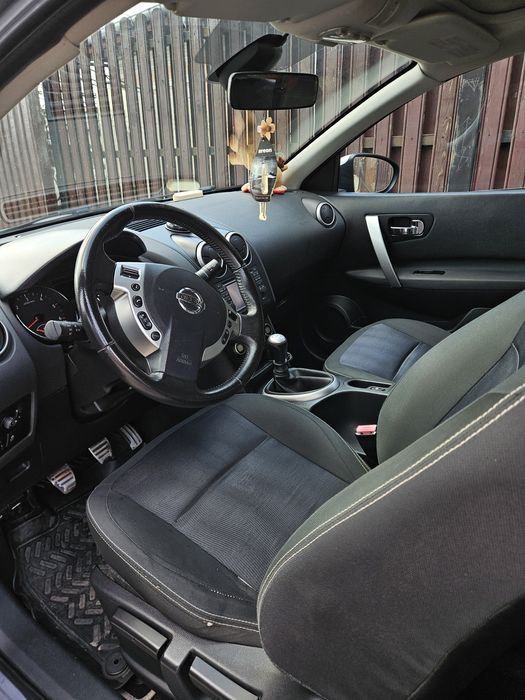 Se vinde nissan qashqai+2 J10