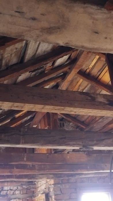 Продава къща в с.Крайници общ.Дупница