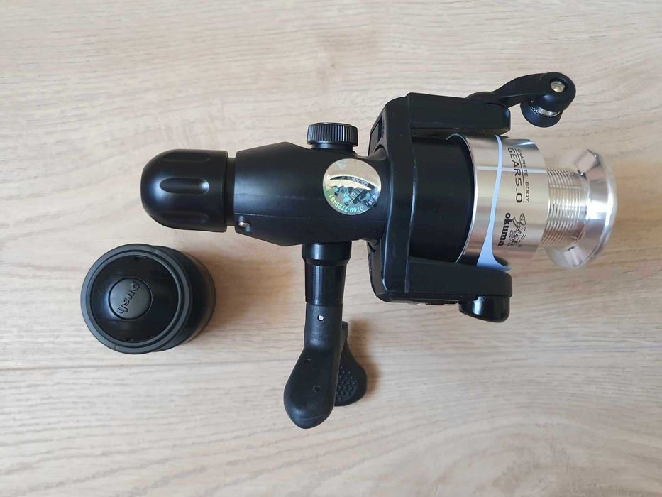 Макара Okuma с резервна шпула