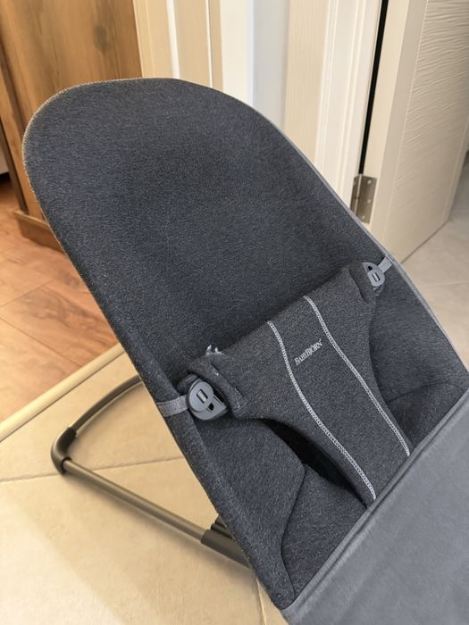 Бебешка люлка-шезлонг BabyBjorn