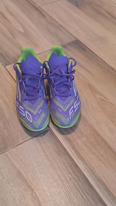 Ghete de fotbal iarba F50 pentru copii