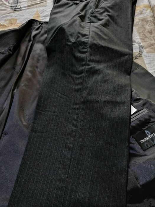 Pantaloni costum