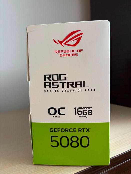 ASUS ROG Astral GeForce RTX 5080 OC White Edition 16GB SIGILATA