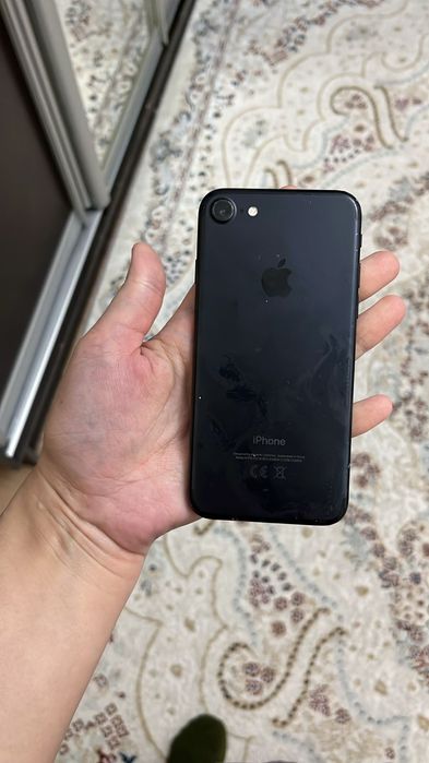 Айфон 7/ телефон в хорошем состоянии