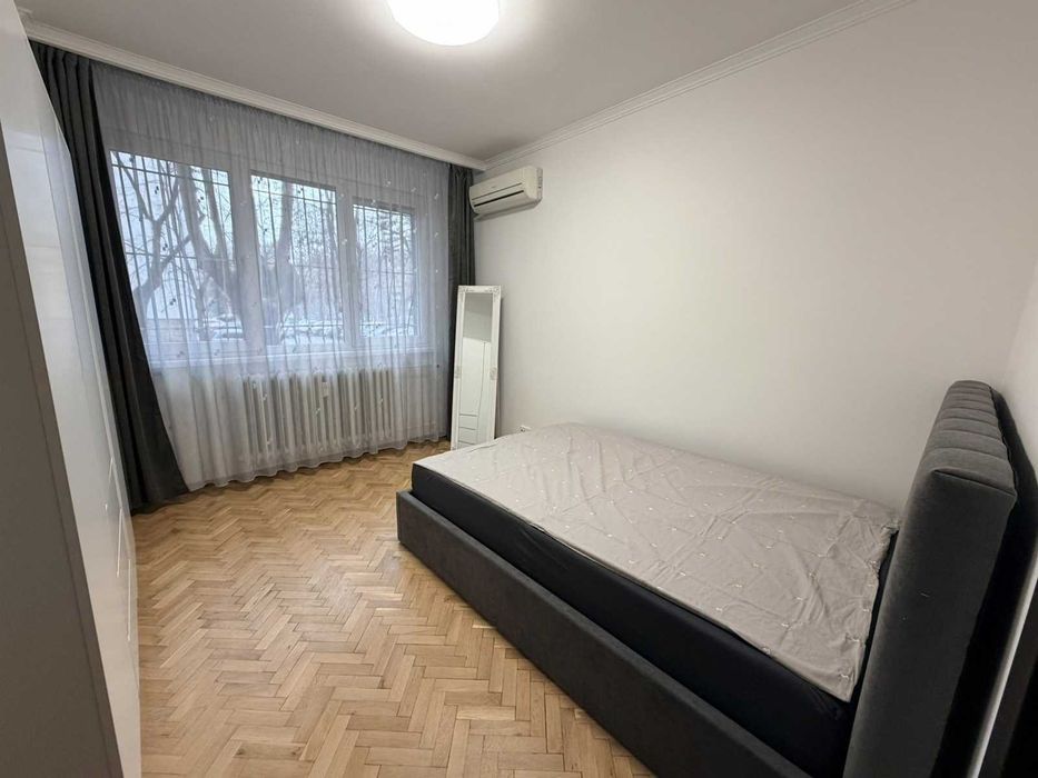 Дава се под наем Тристаен апартамент в София, Медицинска академия - 90 кв.м за 957.27 € - Снимка #3