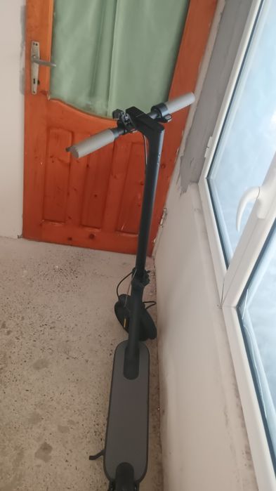 De vânzare trotineta