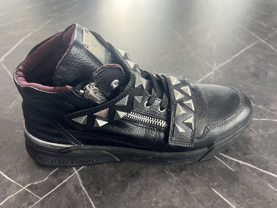 обувки Guess Los Angeles