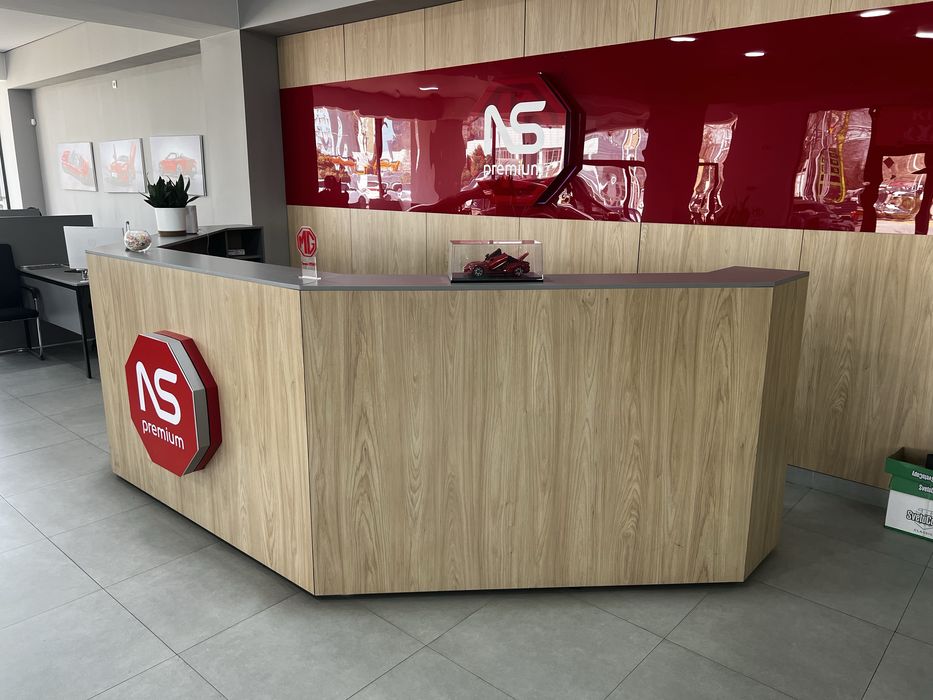 Ресепшн для шоу рума