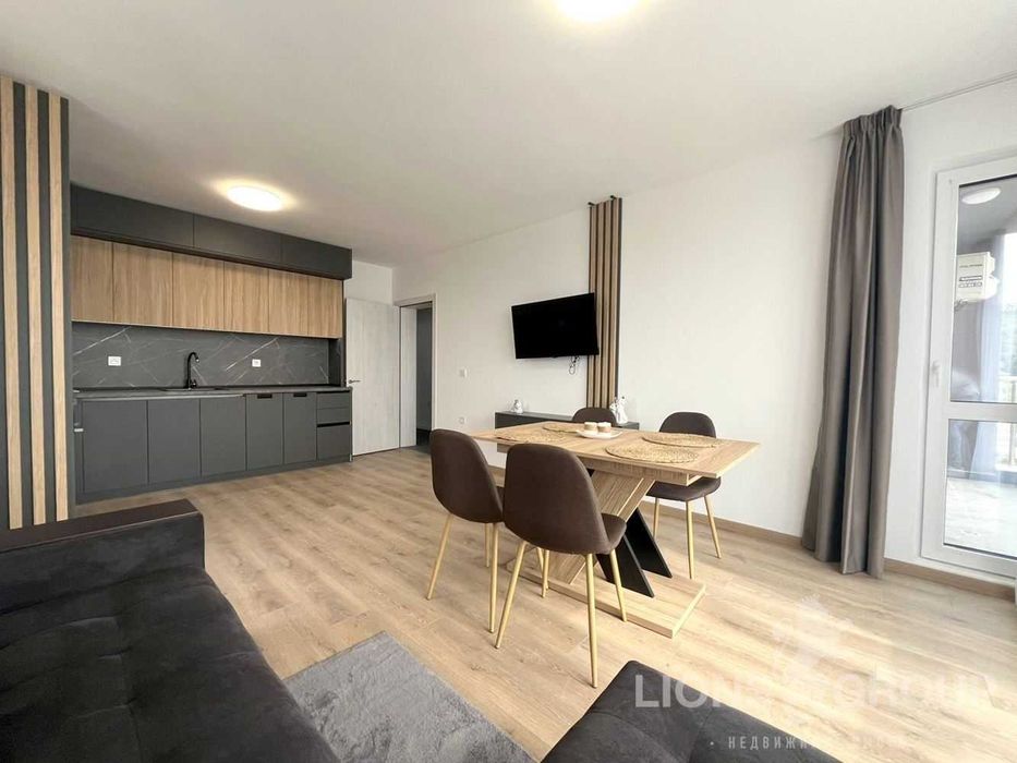 Продава се Тристаен апартамент в Варна, м-т Пчелина - 80 кв.м за 2838 €/кв.м - Снимка #2