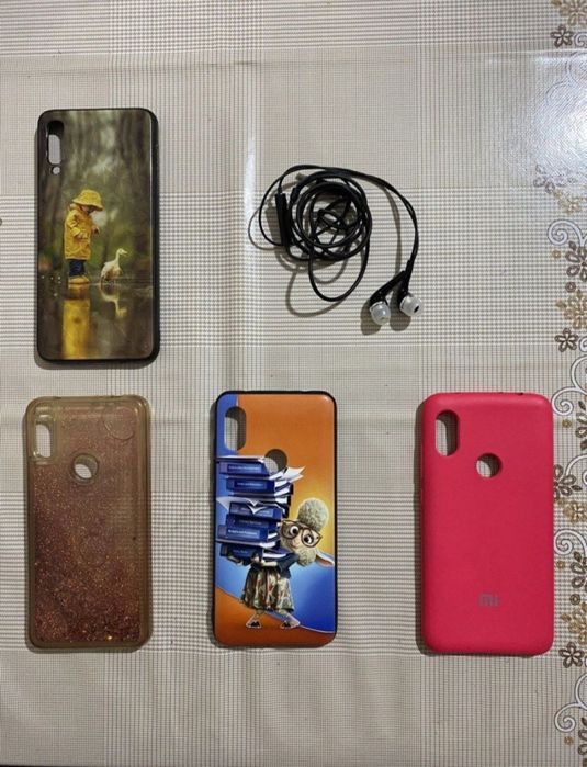 Чехлы на телефоны