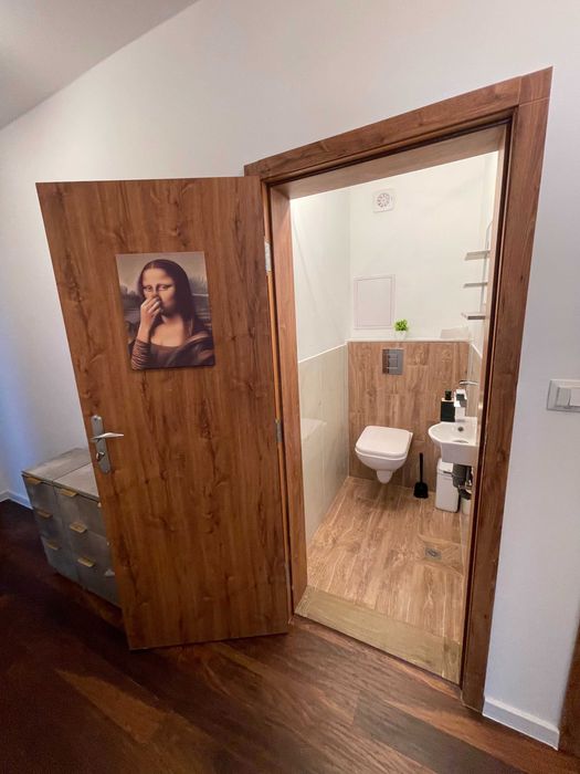 Дава се под наем Многостаен апартамент в Бургас, Сарафово - 180 кв.м за 1200 € - Снимка #4