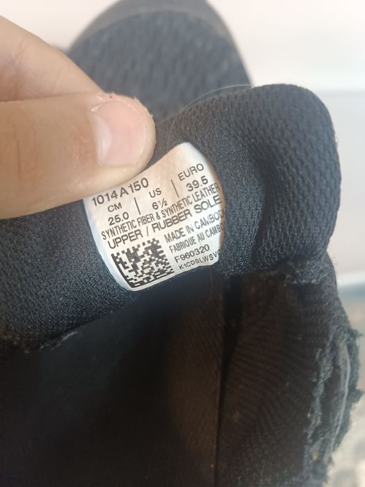 Кроссовки асиксс