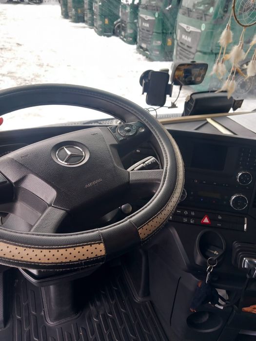 Vand Mercedes Benz Actros 1945 MEGA