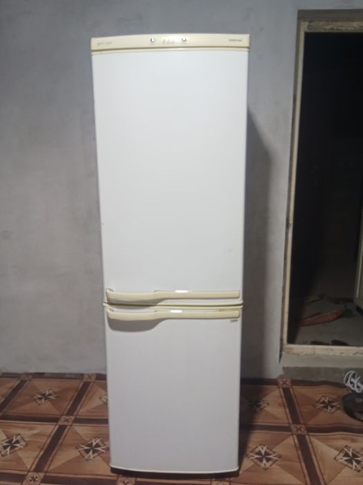 Холодильник самсунг