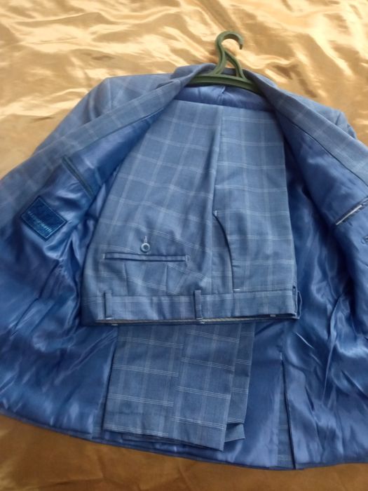 Продам костюм двойка