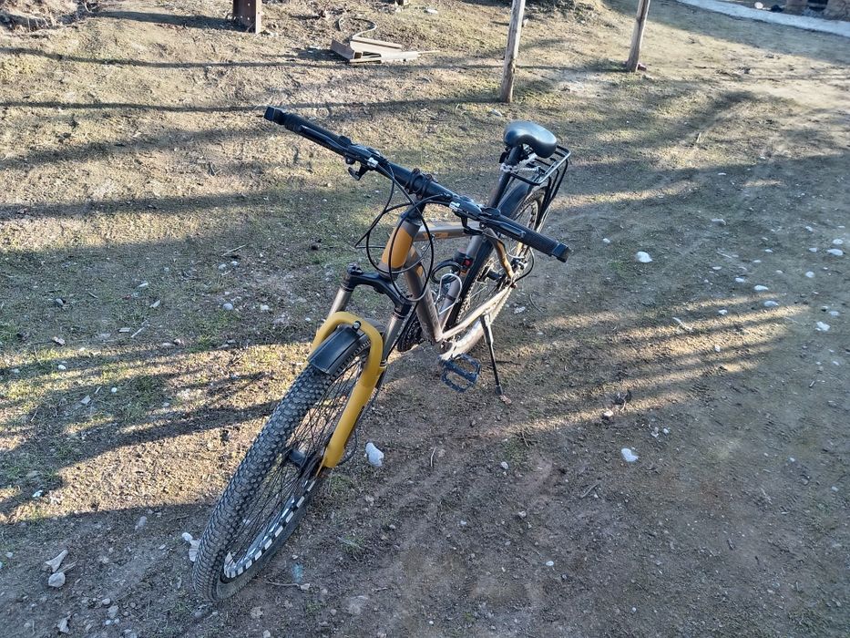 Велосипед деярли янг