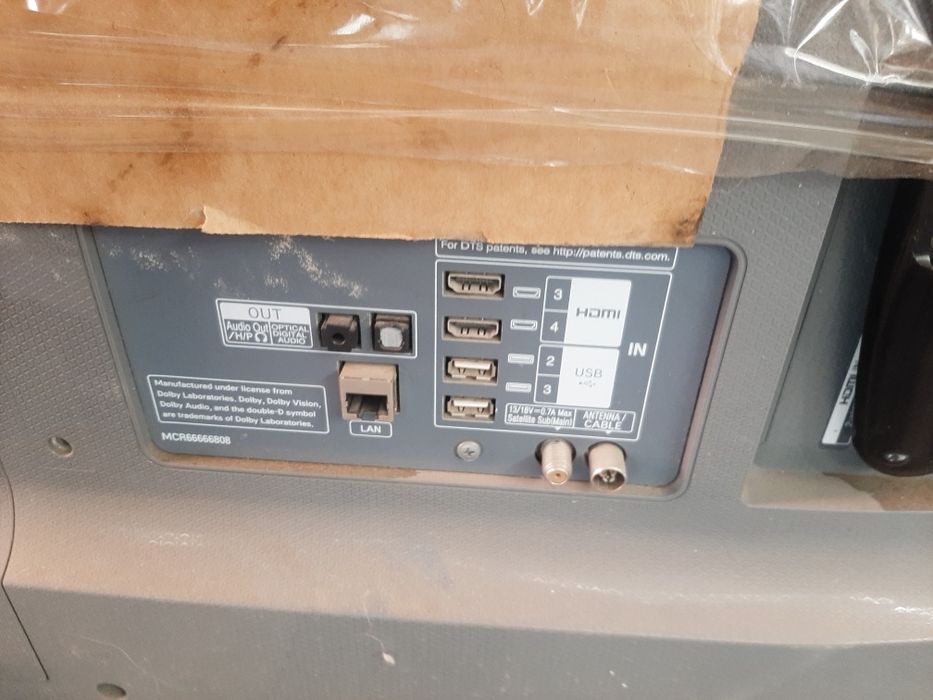 Продам телевизор лж Смарт. Сломан экран