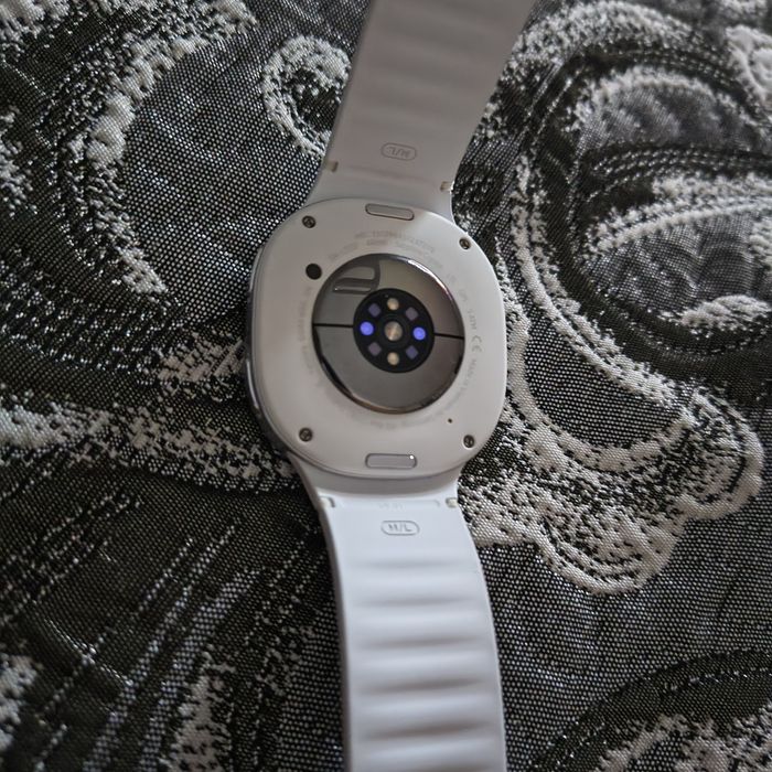 Samsung Galaxy watch 8 LTE