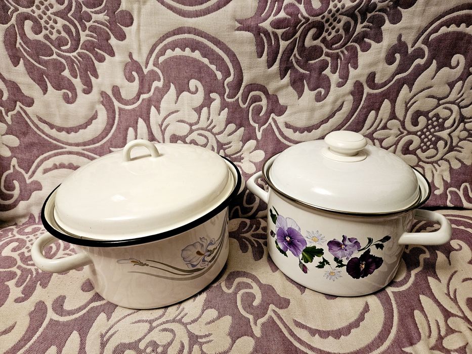 Кастрюли с крышкой 3 лира