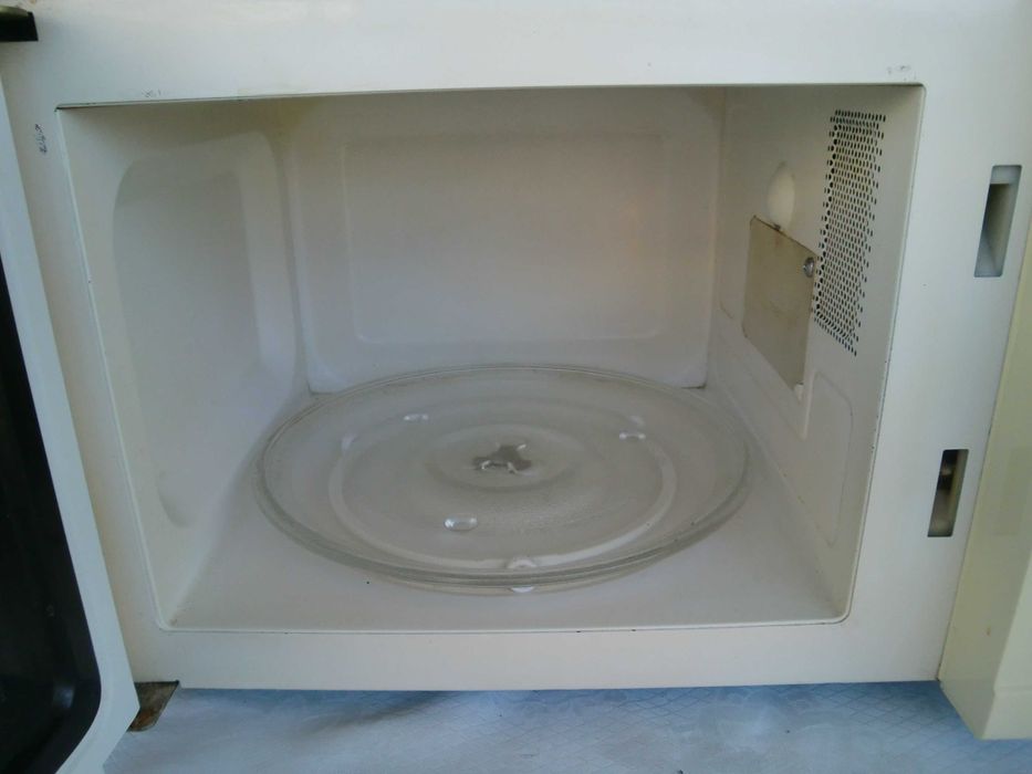 Микровълнова печка NEO MWO-MG8205 с грил