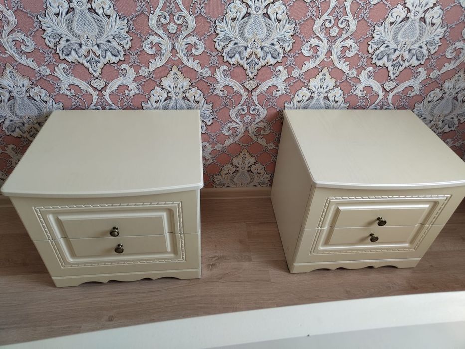 Продам спальный гарнитур