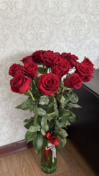Цветы розы метровые гүл
