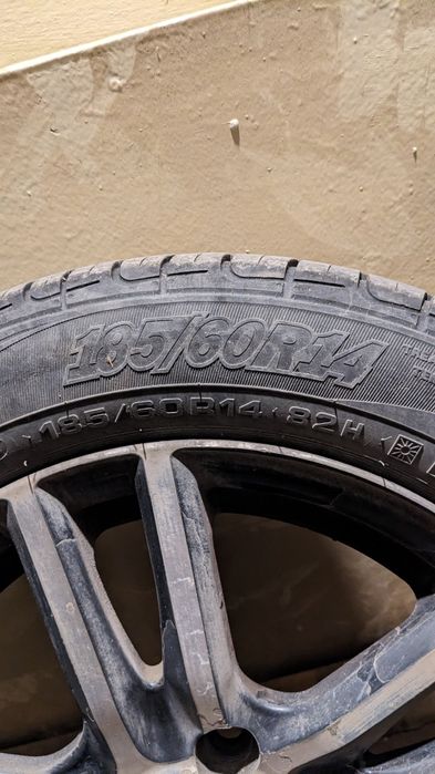 Комплект дисков с резиной