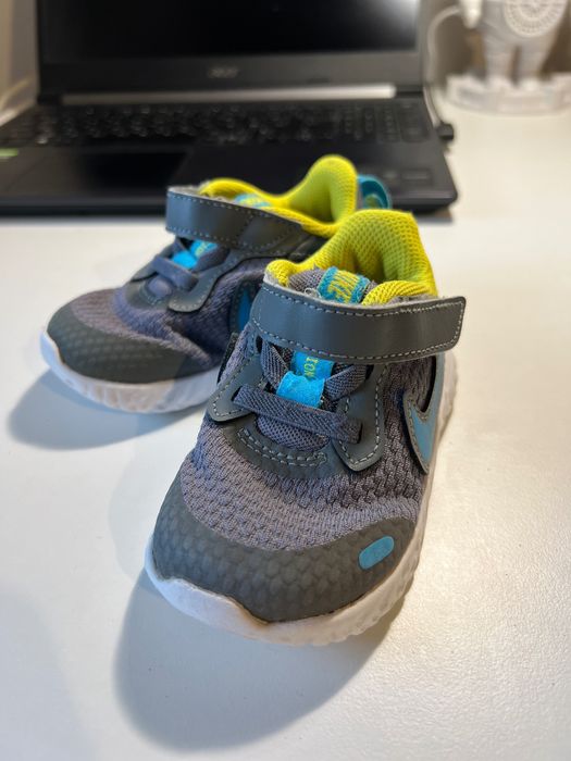 Маратонки Nike Revolution / Найк, 21 размер