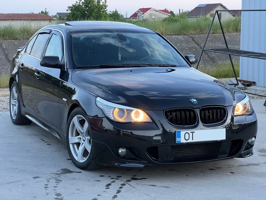 BMW E60 520d LCi/ Pachet M/ 2009/ Trapa/ Navi mare/ Piele/ Xenon