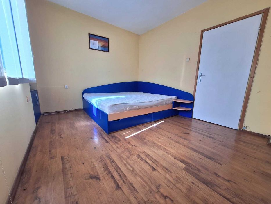 Дава се под наем Двустаен апартамент в Русе, Дружба 2 - 70 кв.м за 204 € - Снимка #3