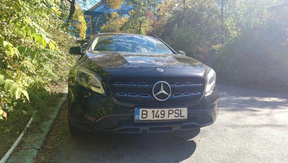 GLA 220 4MATIC (4x4) Piele 89.800km An 2020 Service doar la MERCEDES