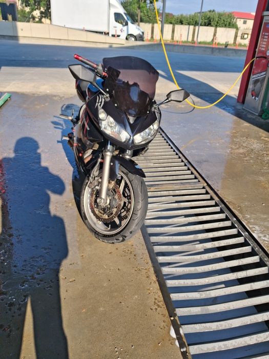 Se vinde Kawasaki er 6 f
