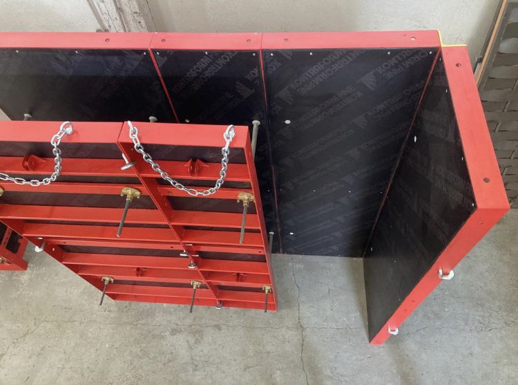 Cofraj metalic EGEA.