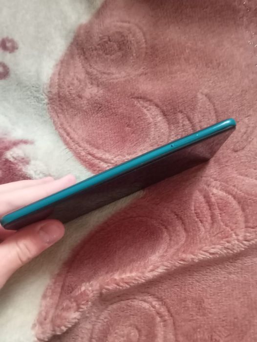 Redmi note 9s  в хорошем состоянии