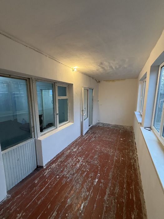 Продажи квартиры Яшнабад Жаркурганский двухкомнатний кирпич