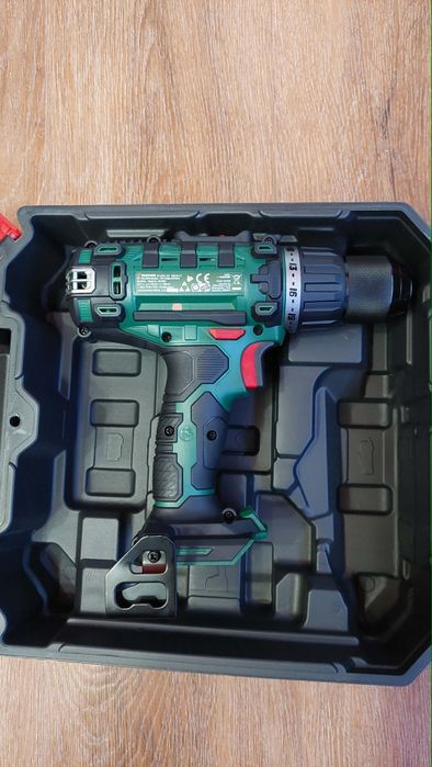 Maşină de înşurubat şi găurit, cuplu 45 nM,25+1 trepte,20 V, Nou!