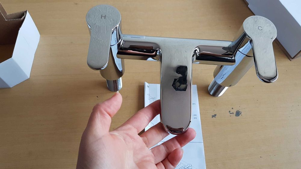 Продавам смесители за вана