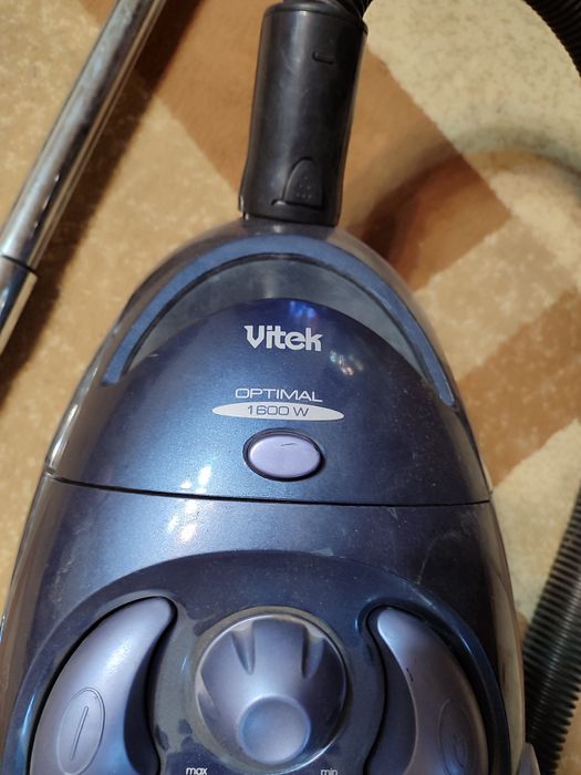 Продается пылесос VITEK OPTIMAL 1600W, б/у