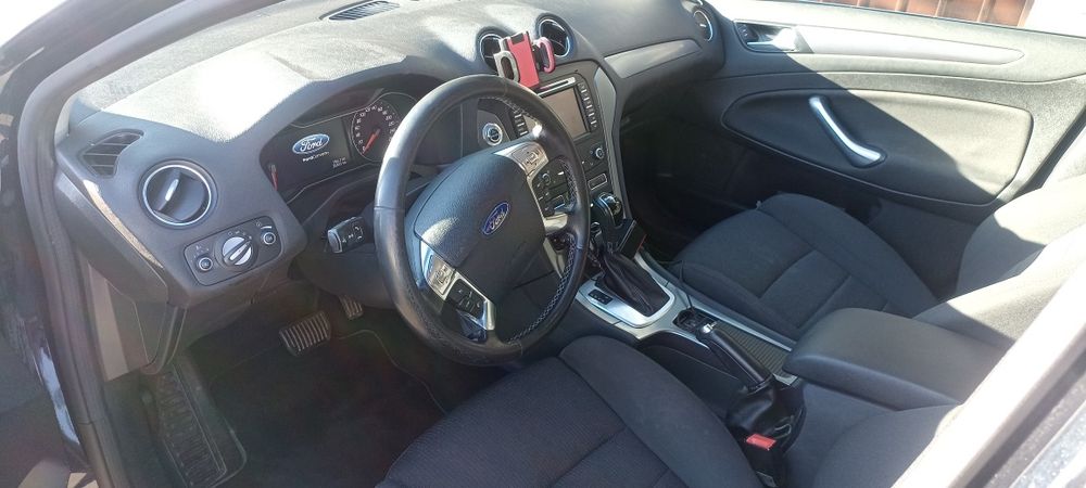 Când Ford Mondeo
