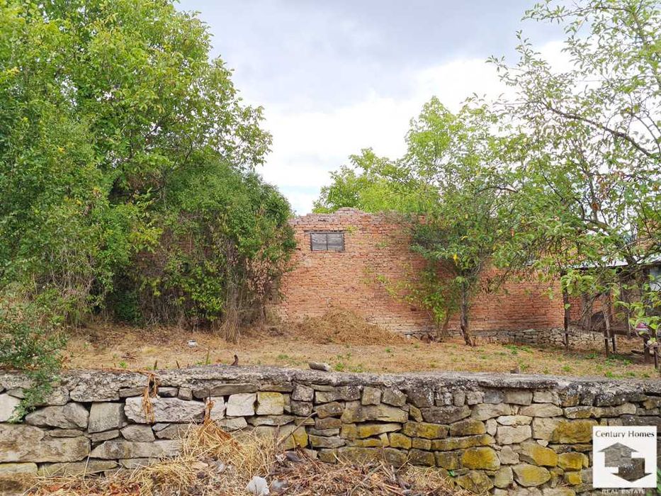 160027 Просторна къща в с. Бяла река, на 45 км от Велико Търново