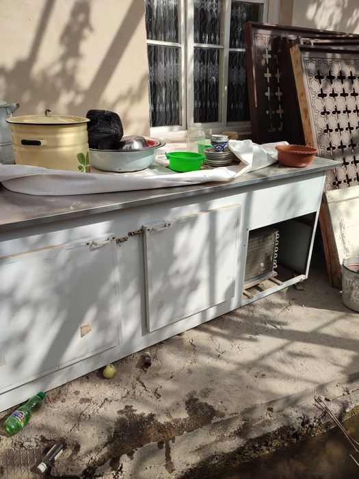 Стол Холодильник