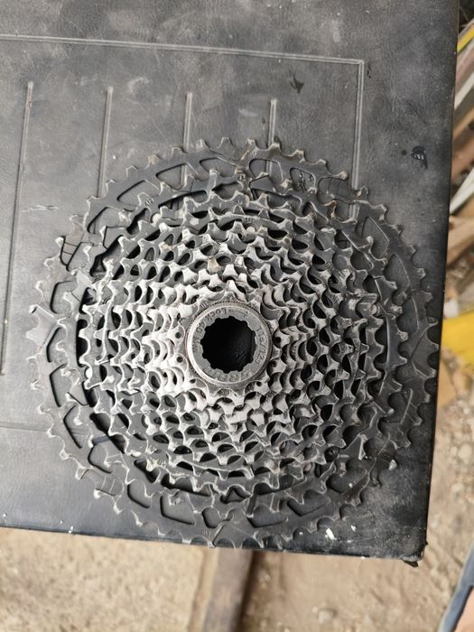Sram pg1210 pinioane 12v