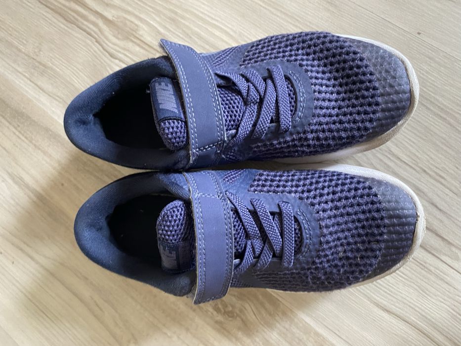 Маратонки Zara- HM—20 номер / Nike 30 номер / zara бели 28 номер
