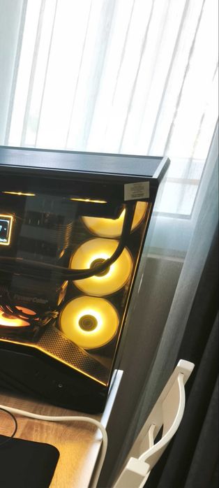 RX 9070 XT | Ryzen 7 9700X компютър