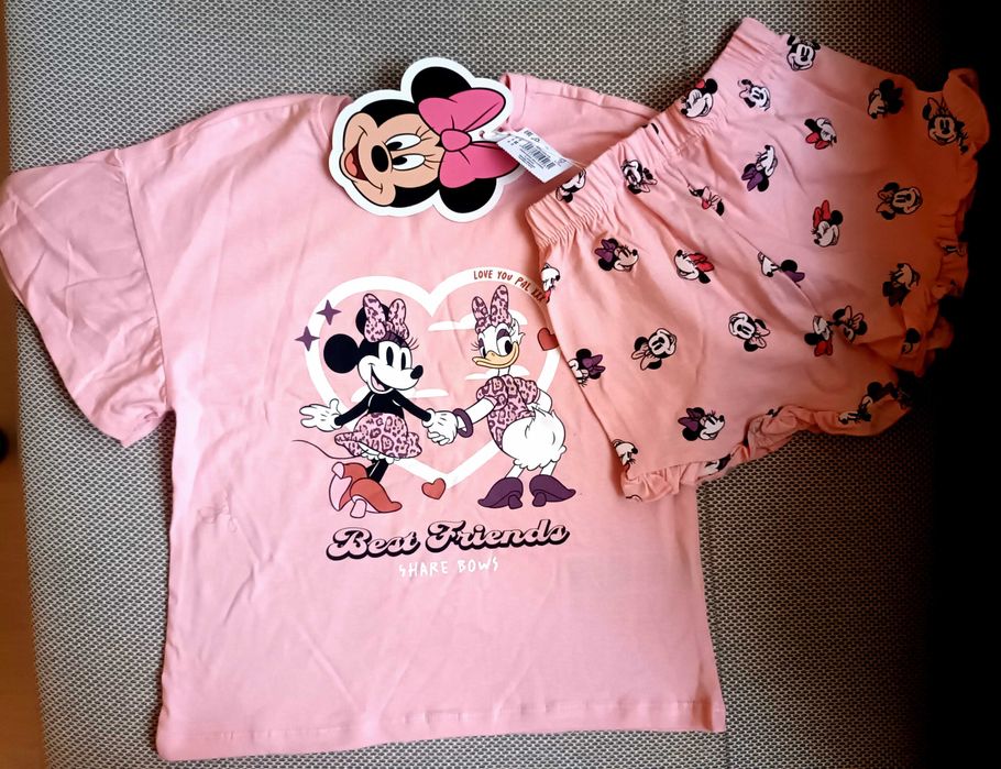 НОВИ дрешки за момиче 110/116/122/128